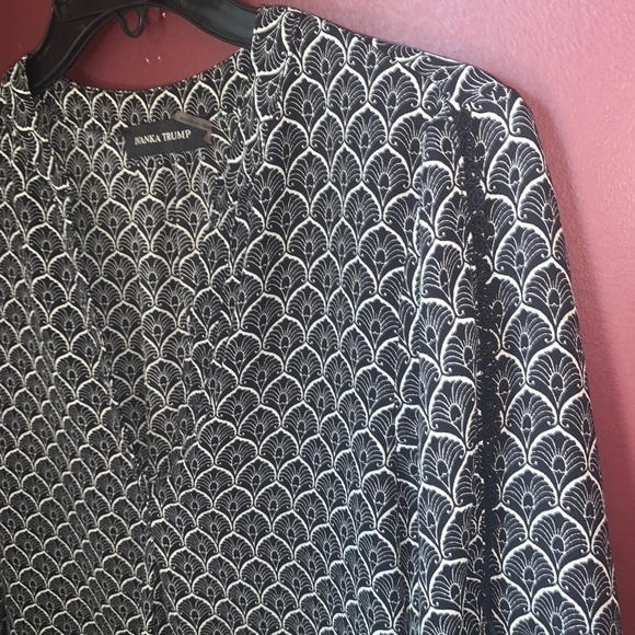 Ivanka‎ Trump Career Top | Small - Picture 3 of 4